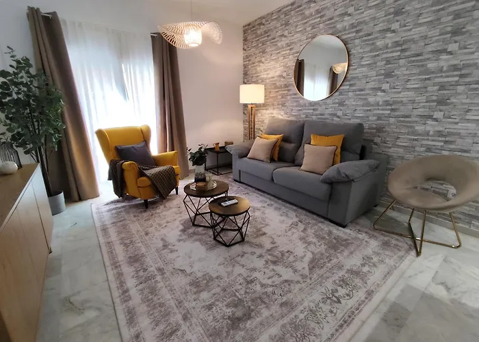 New Quiet & Cosy Historic Center مالقة