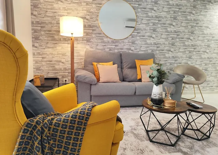 New Quiet & Cosy Historic Center مالقة